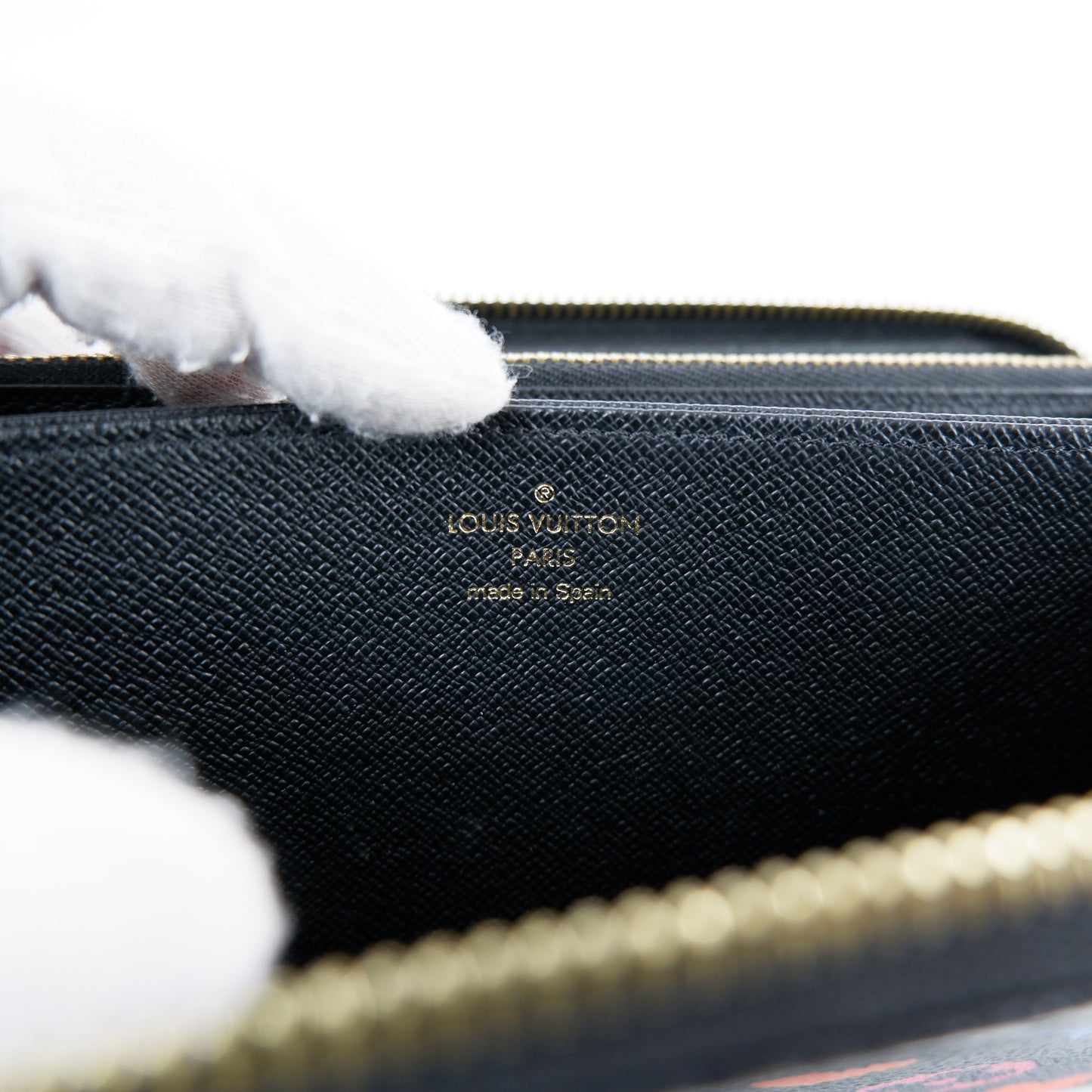 Louis Vuitton Zippy Long Wallet Monogram Game on Black