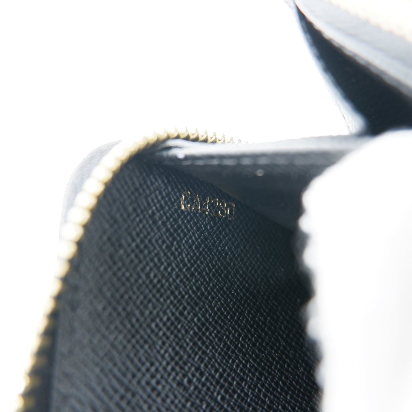 Louis Vuitton Zippy Long Wallet Monogram Game on Black