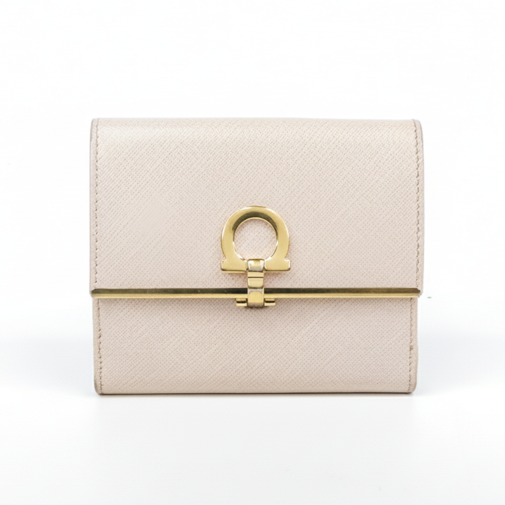Ferragamo Short Wallet Cream