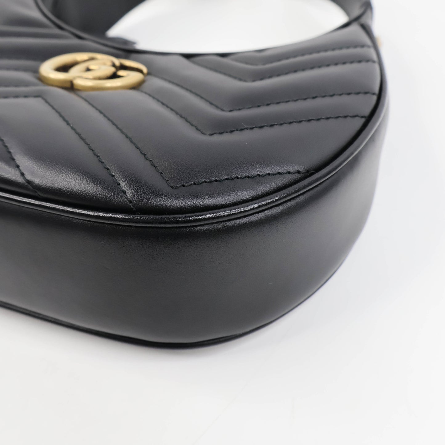 Gucci Marmont Half Moon Mini Black