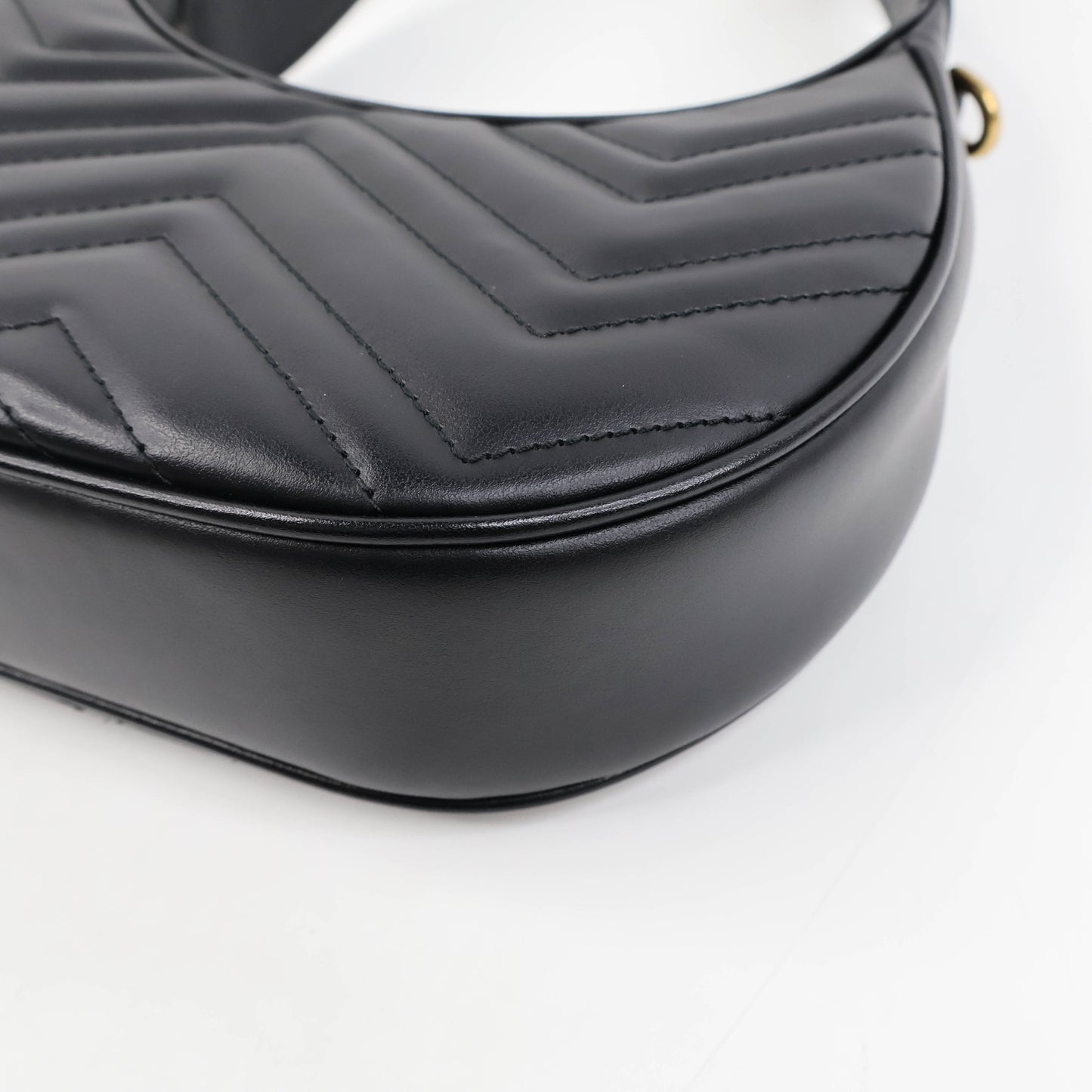 Gucci Marmont Half Moon Mini Black