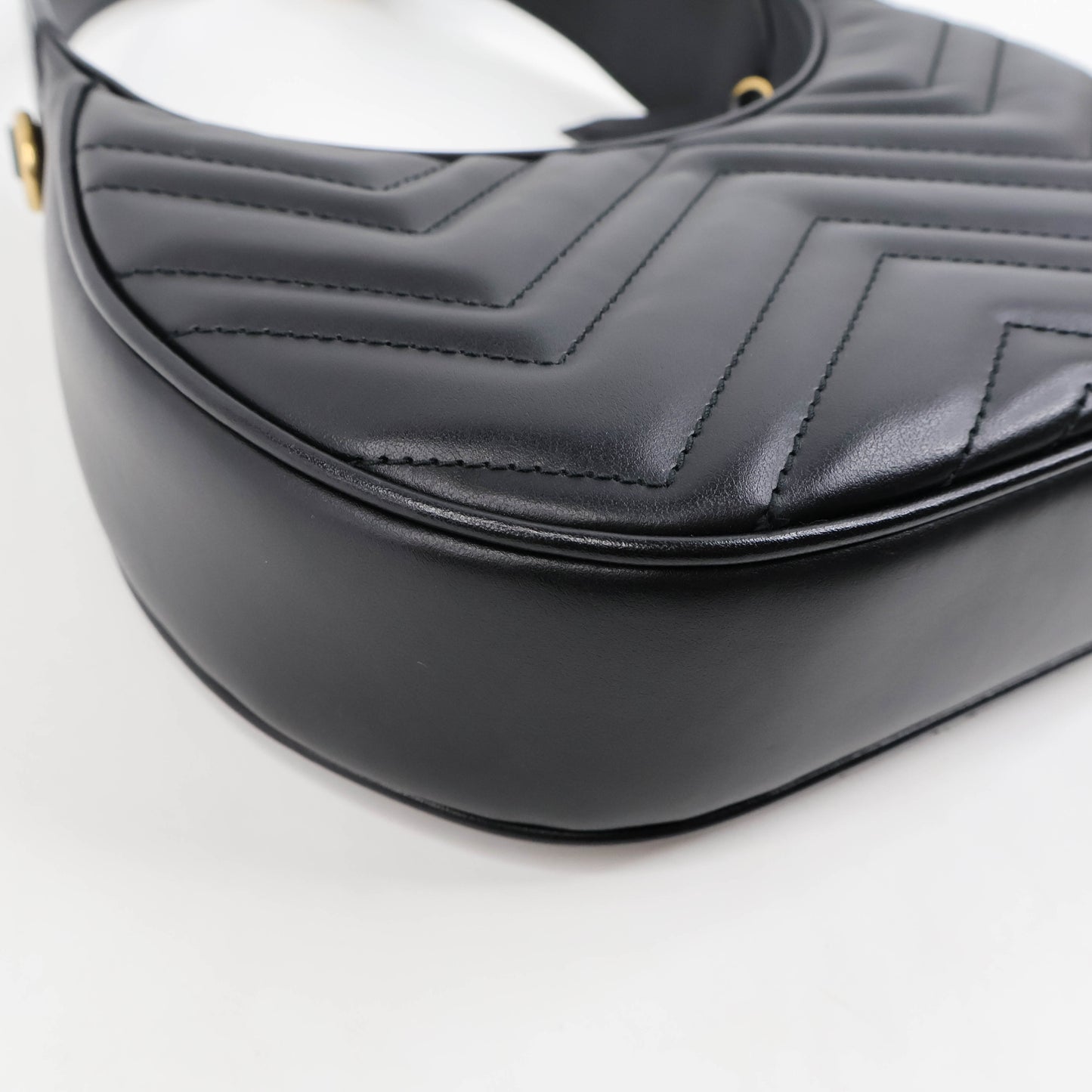 Gucci Marmont Half Moon Mini Black