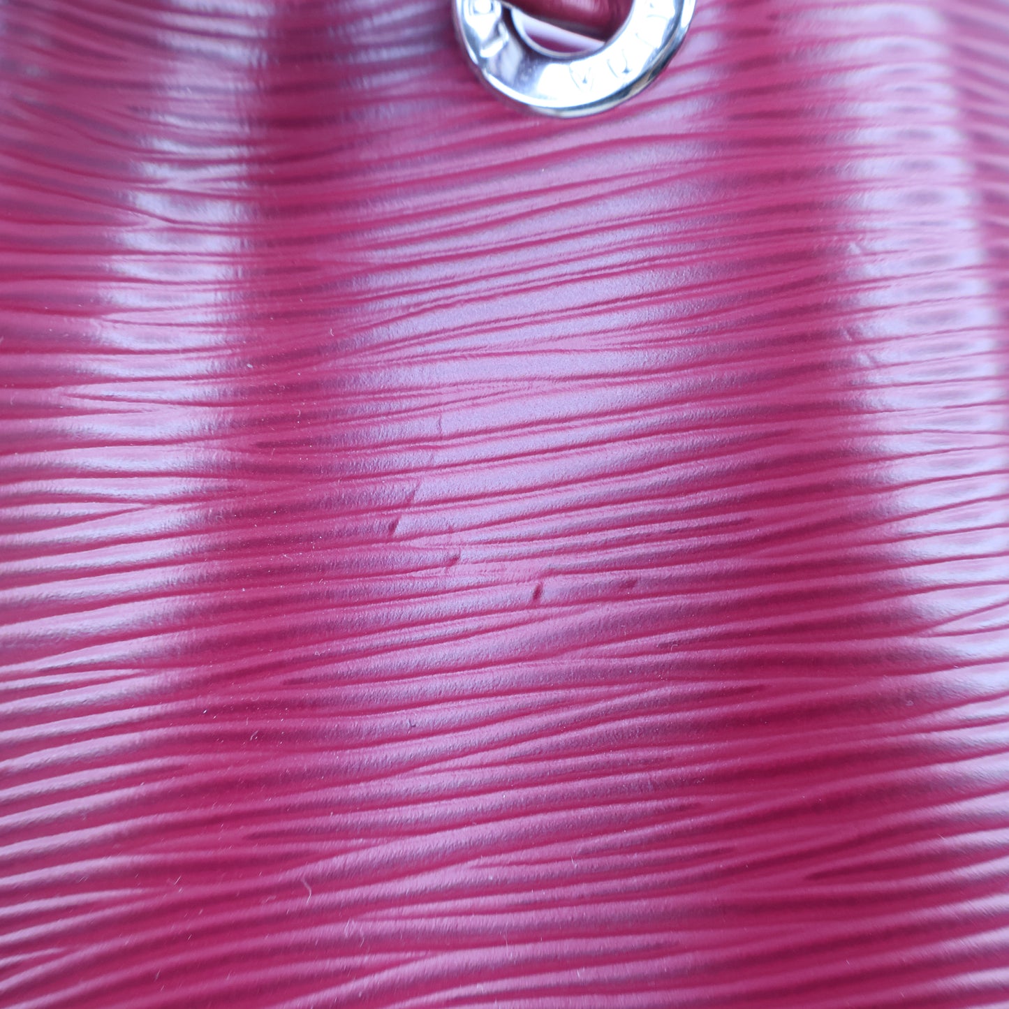 Louis Vuitton Noe Epi Red