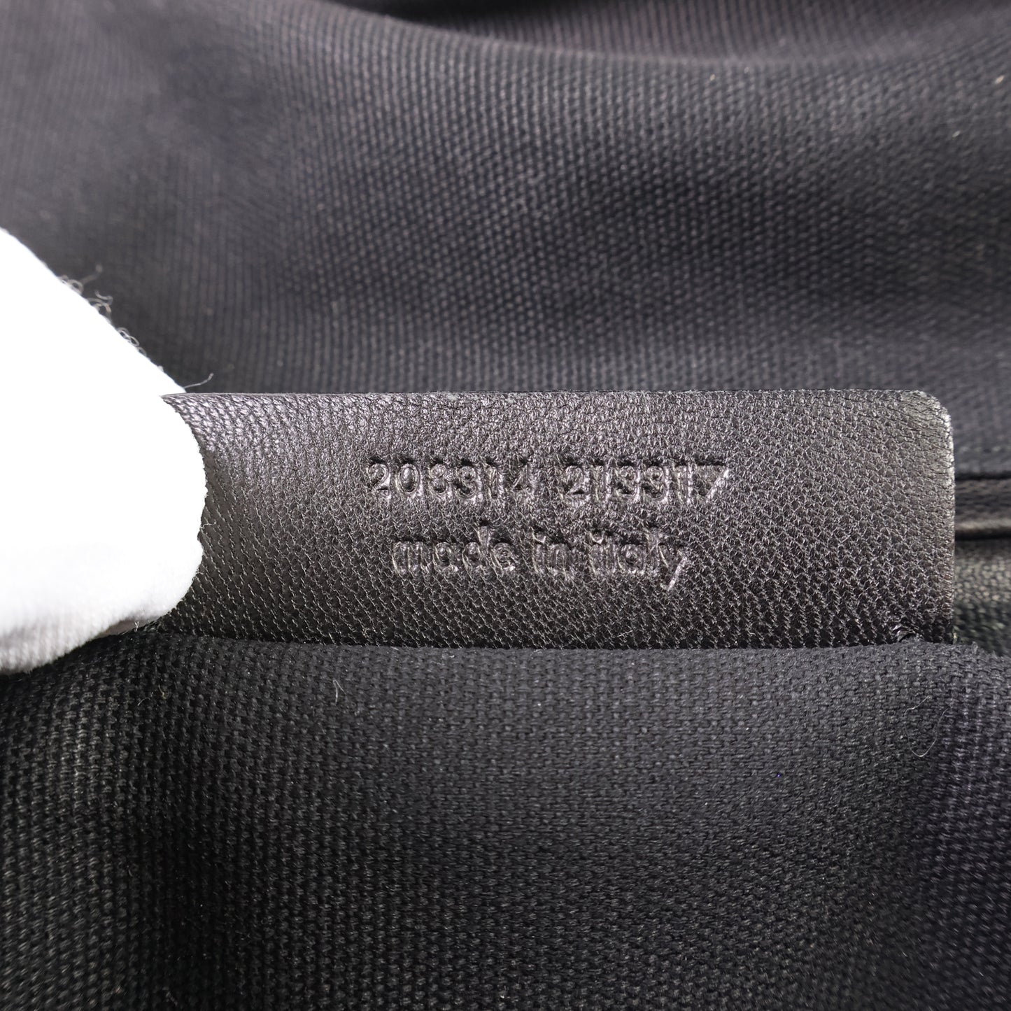 Saint Laurent Easy Y Bag Black