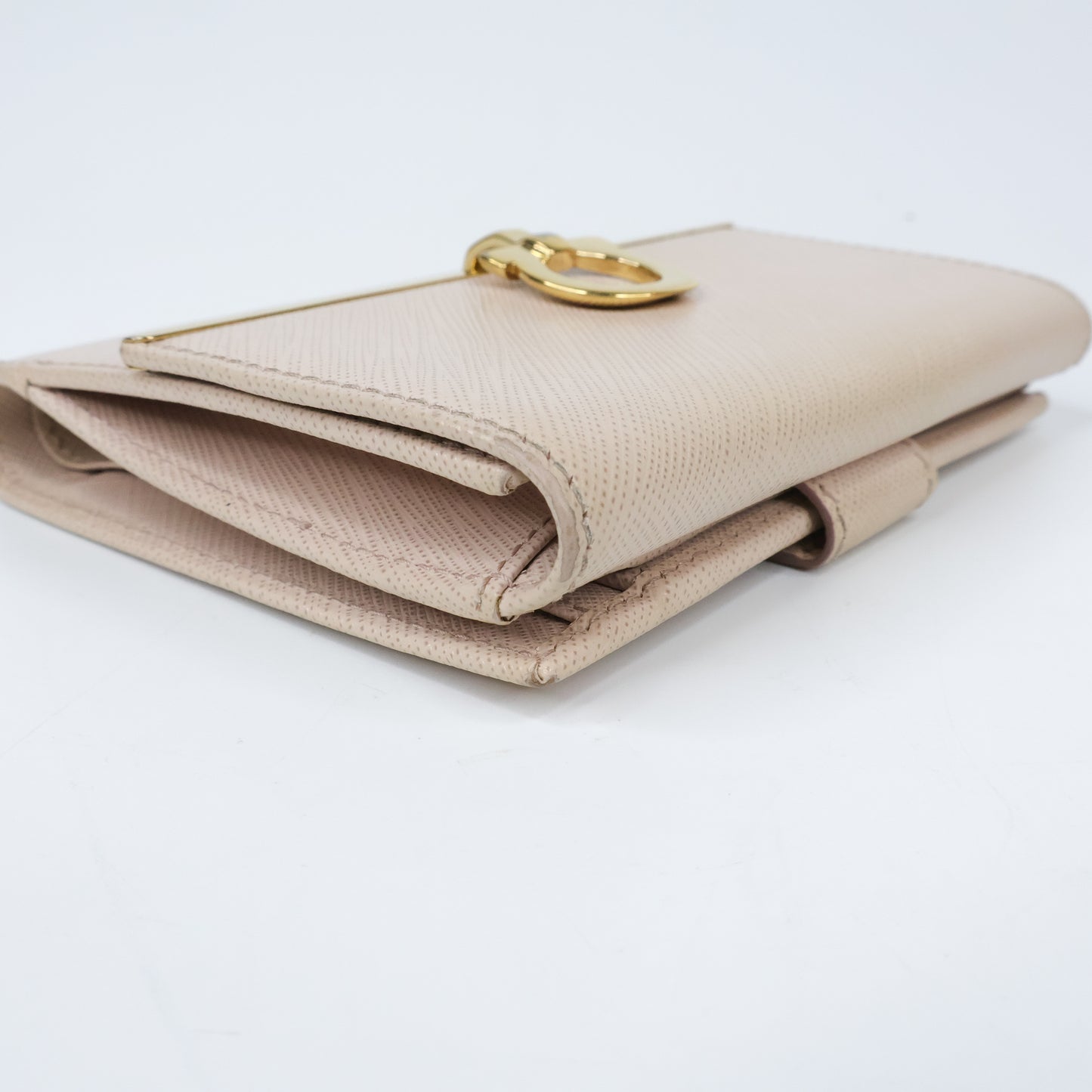 Ferragamo Short Wallet Cream