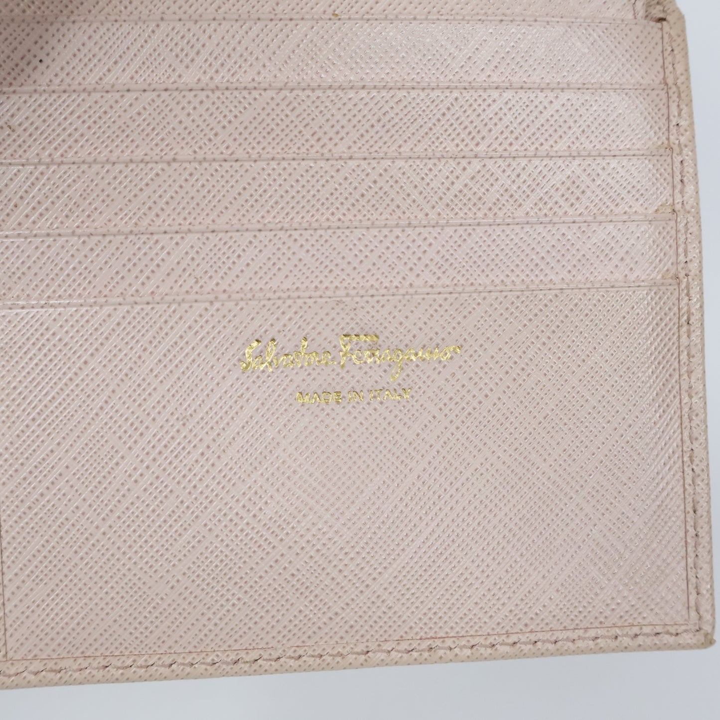 Ferragamo Short Wallet Cream