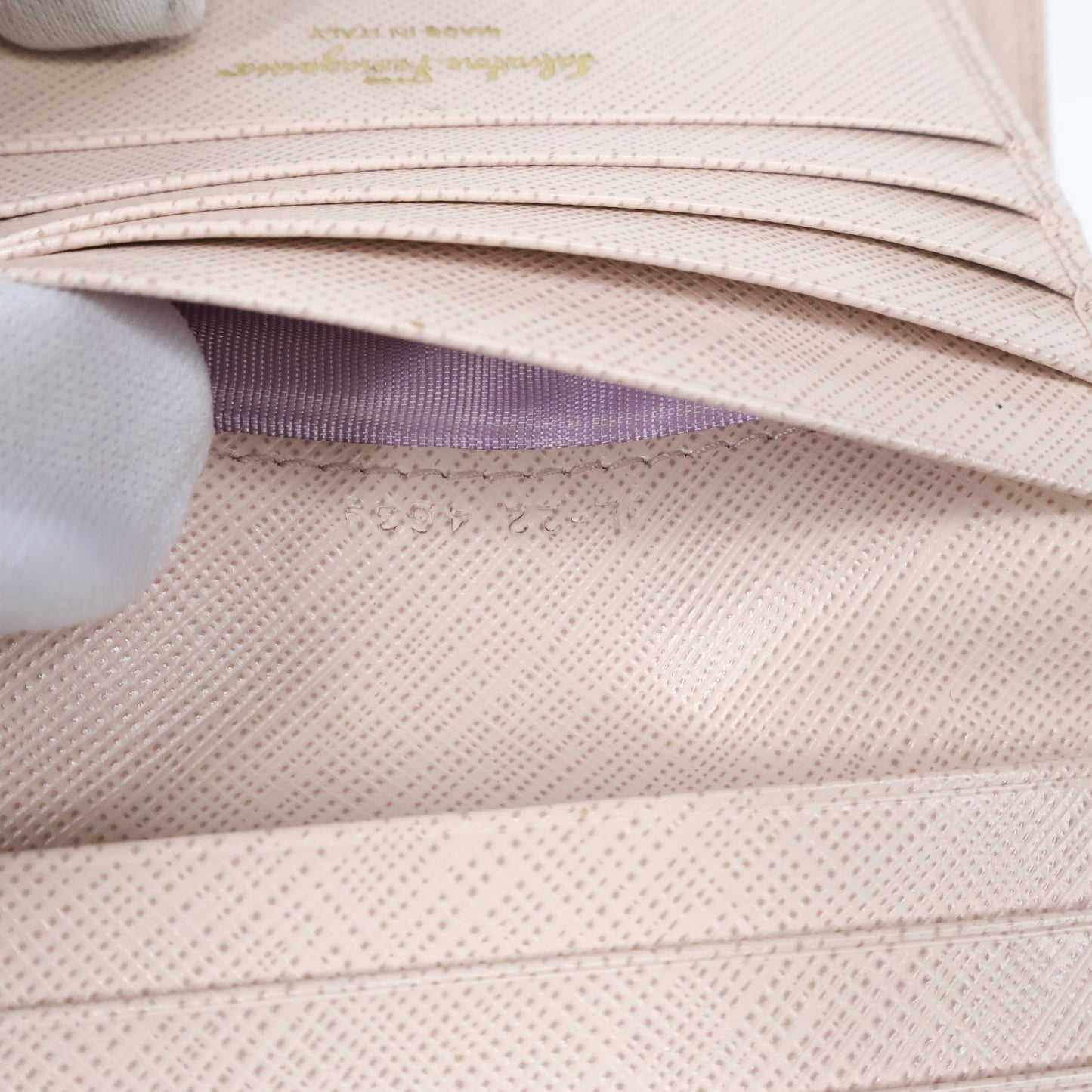 Ferragamo Short Wallet Cream