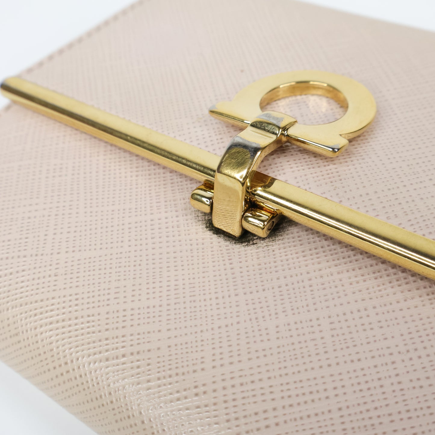 Ferragamo Short Wallet Cream