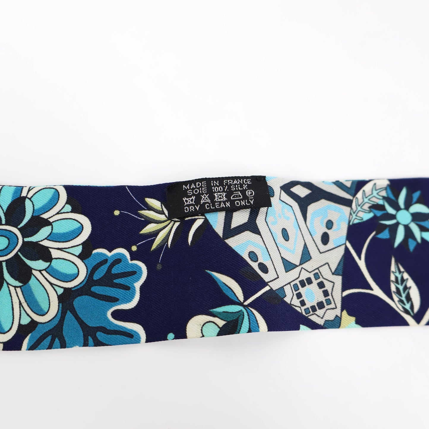 Hermes Twilly Single Fleurs Et Papillons De Tissus