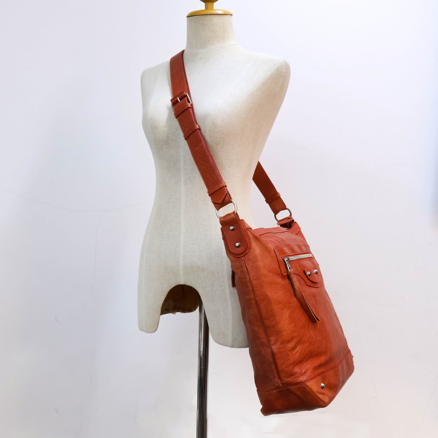 Balenciaga Men Day Orange