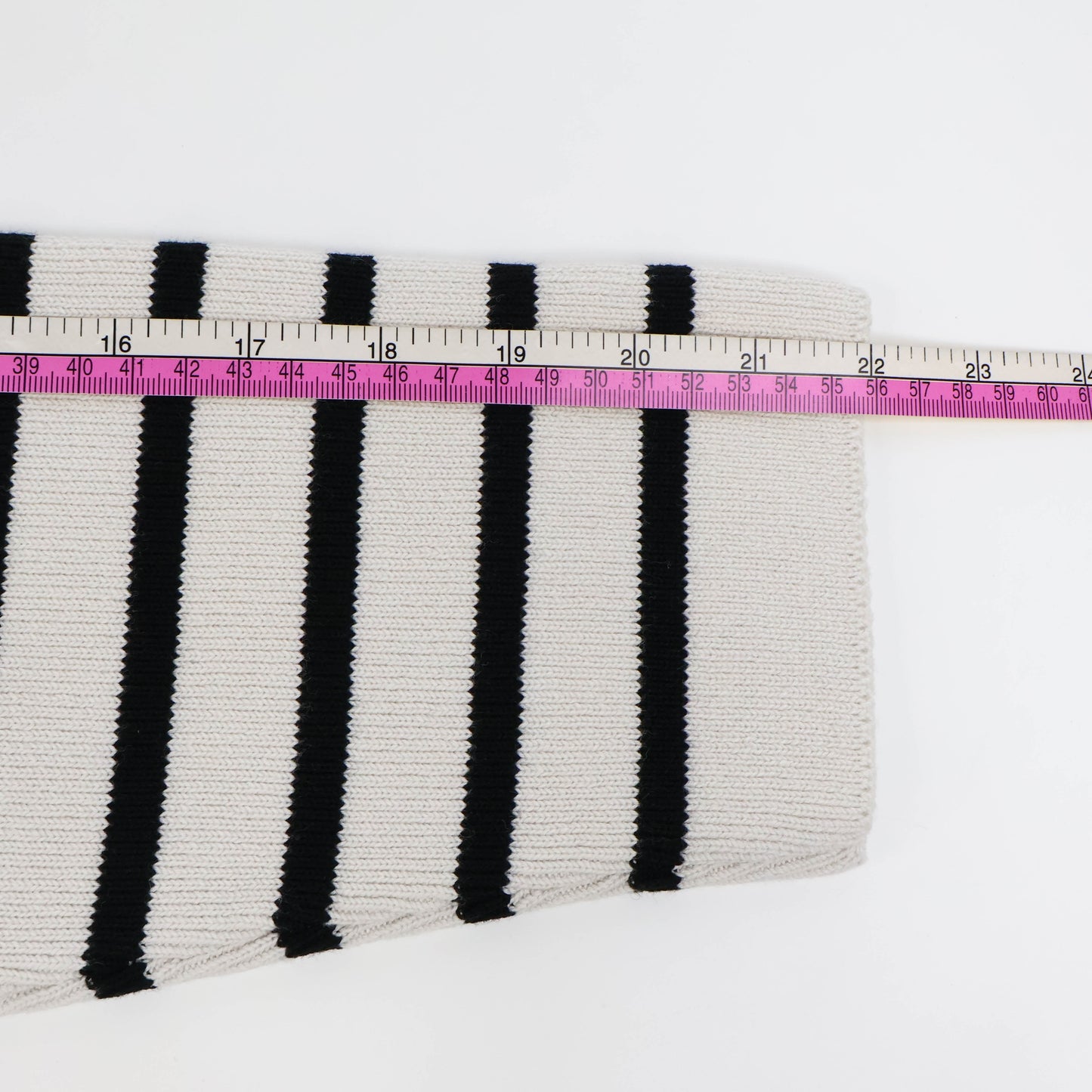 Ami Sweater White Black