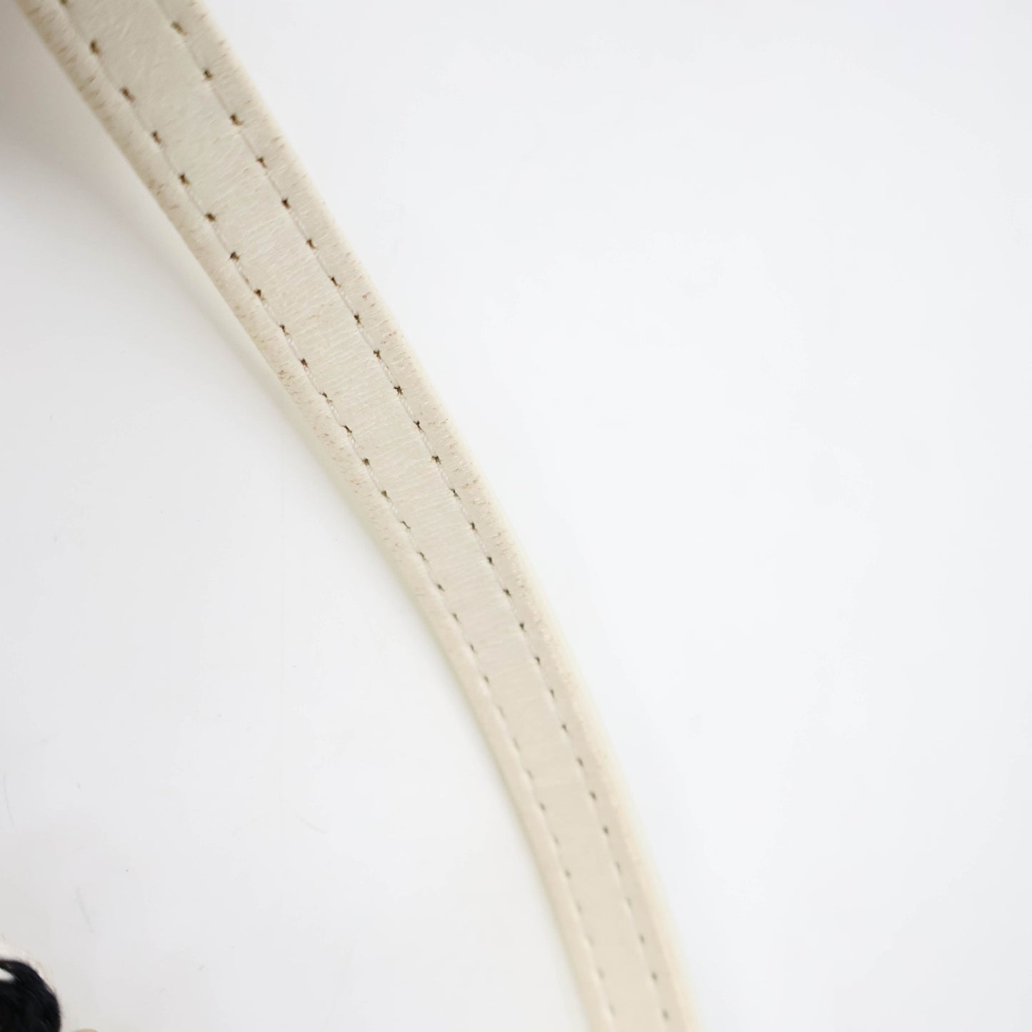 Chanel La Pausa Round Bag White/Black