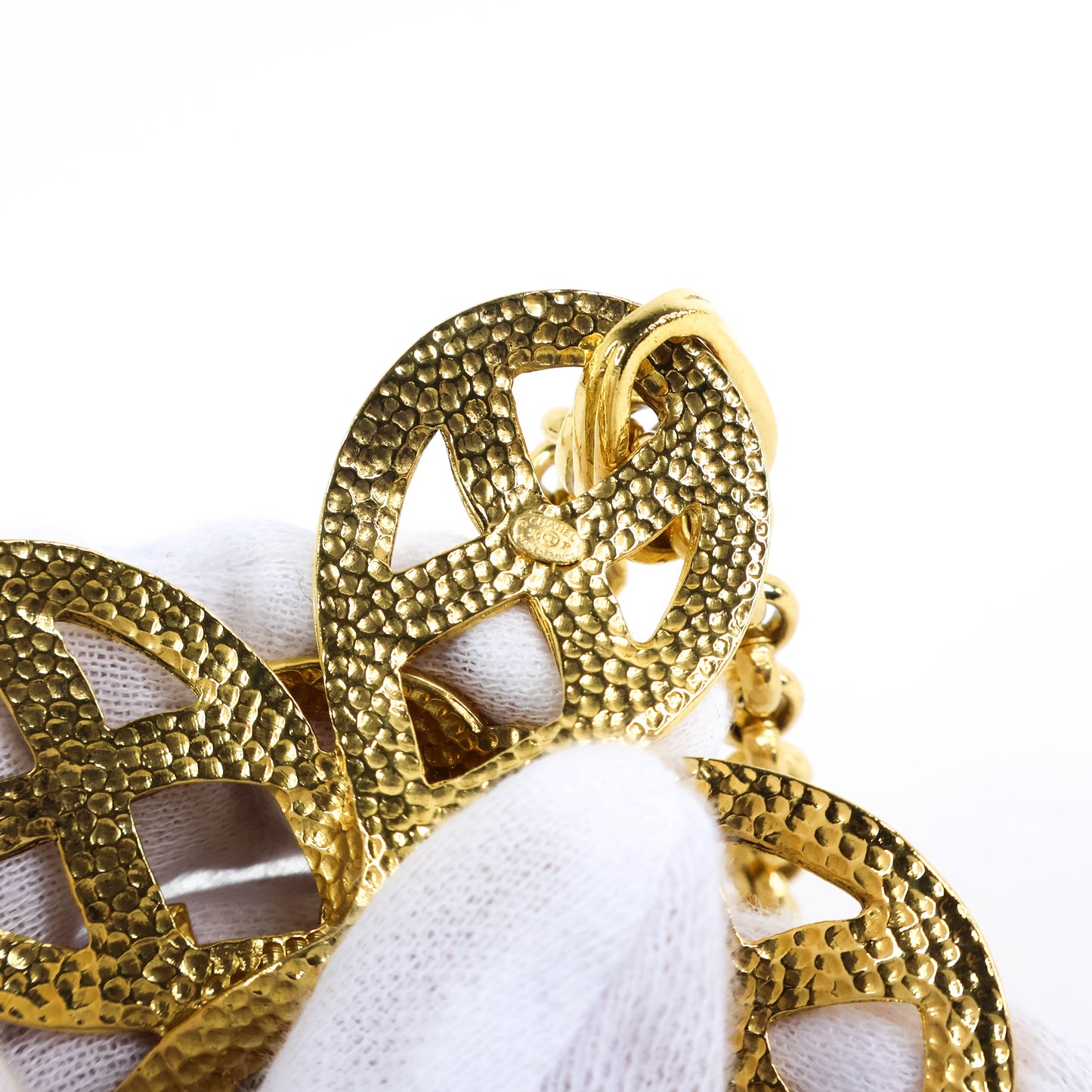 Chanel Necklace Vintage Gold