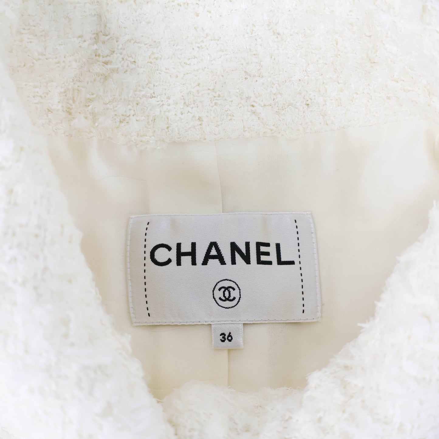 Chanel La Pausa Jacket Tweed White 36