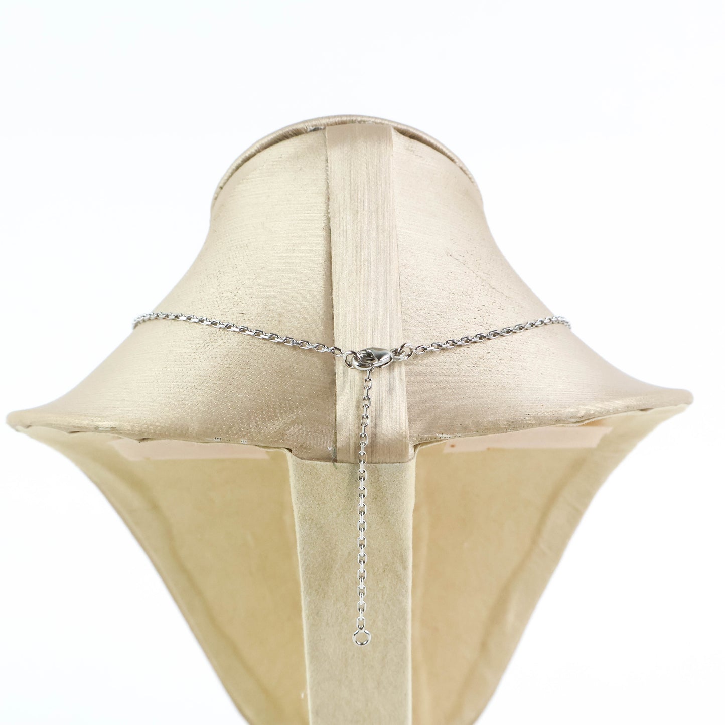 Hermes O Kelly Necklace Small Etoupe