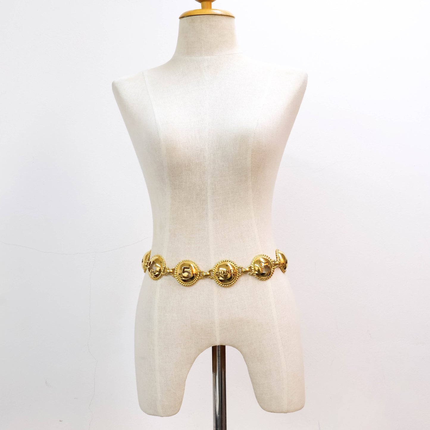 Chanel Chain Belt With Cutout Symbols Gold Vintage