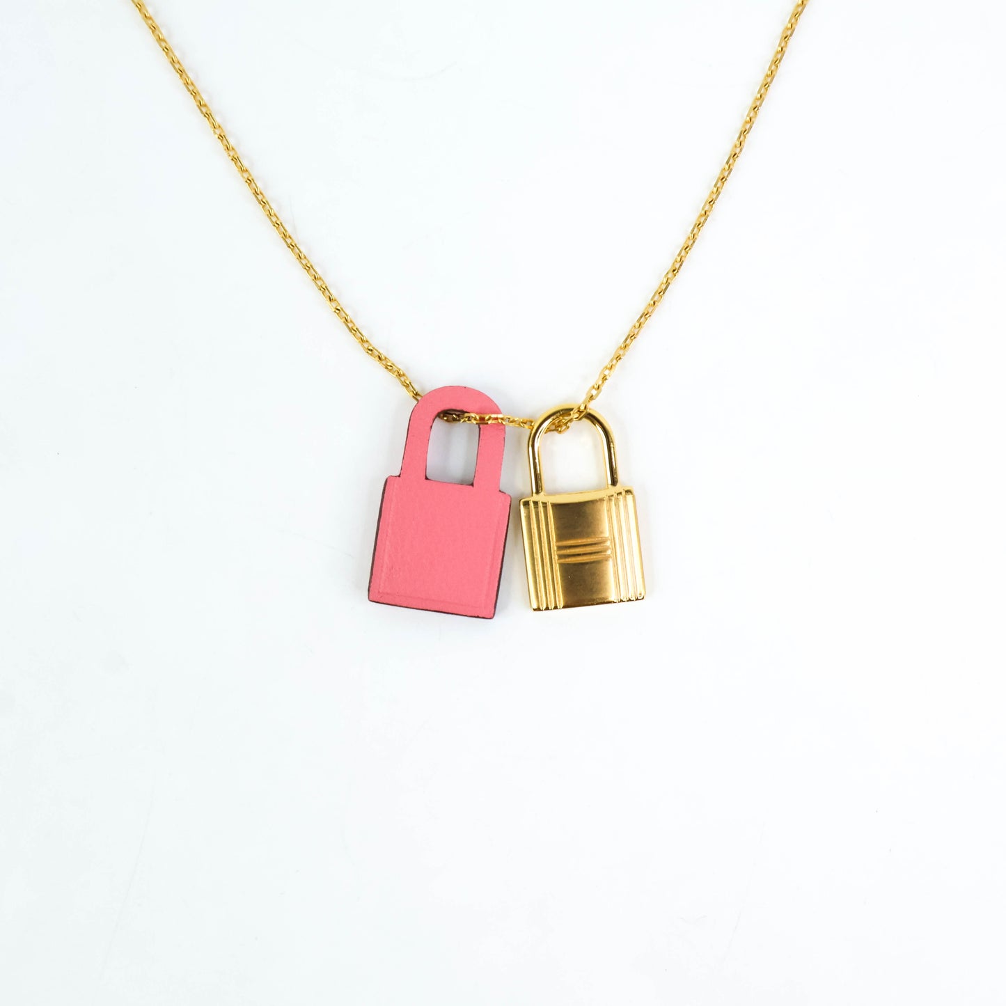 Hermes O Kelly Necklace Small Rose Azalee