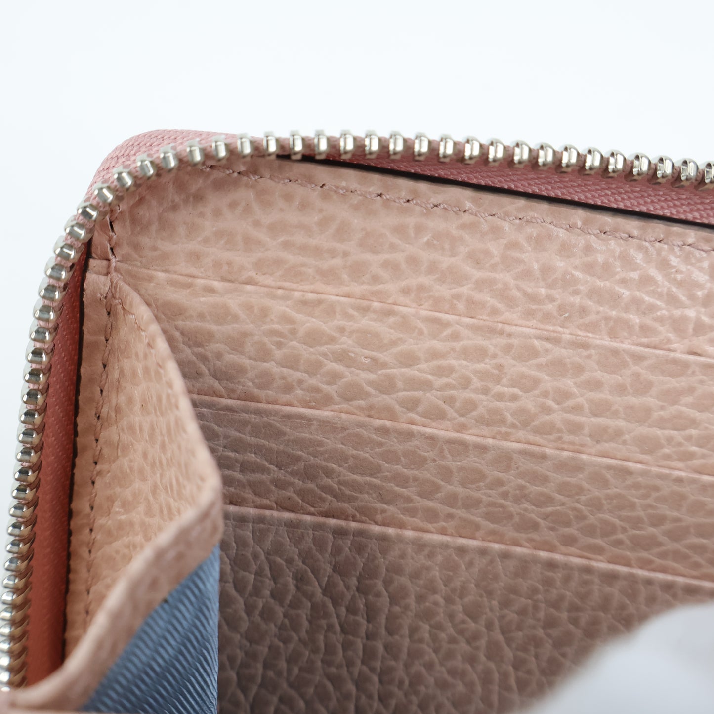 Gucci Wallet Zip Around Perfect Pink