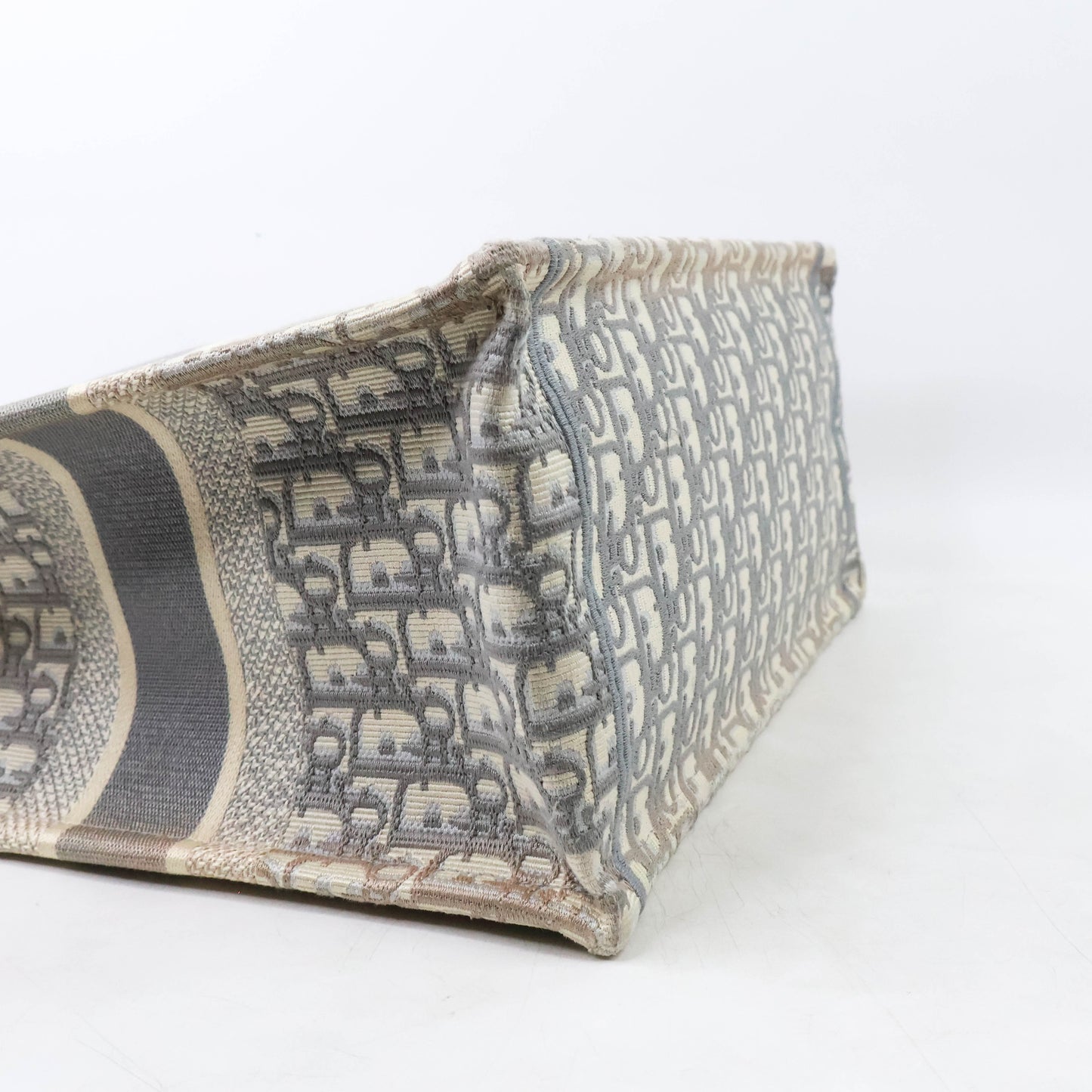 Christian Dior Book Tote Medium Oblique Grey