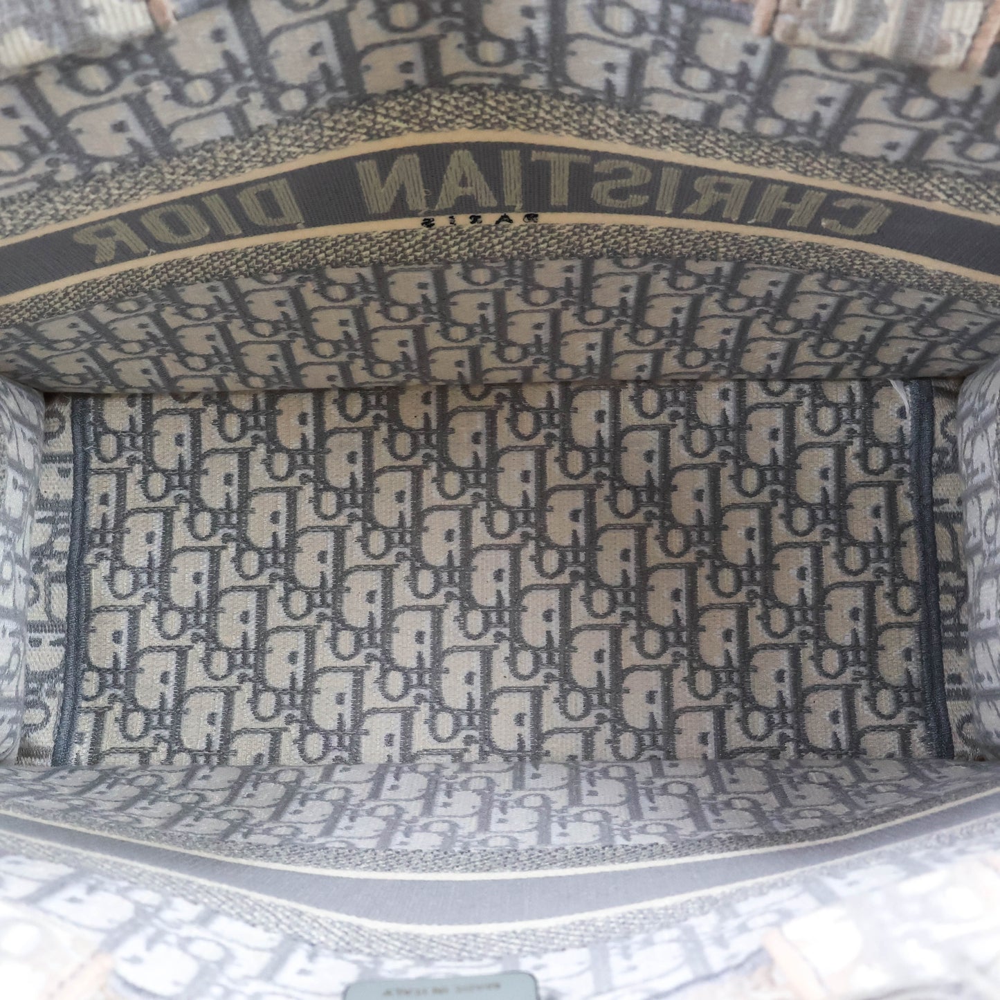 Christian Dior Book Tote Medium Oblique Grey