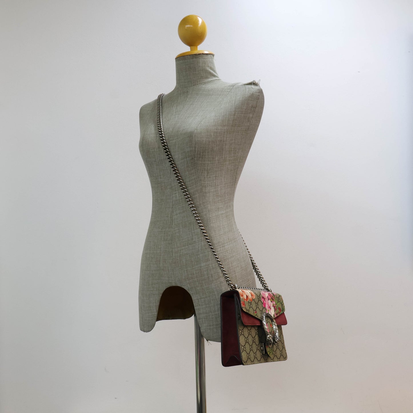 Gucci Dionysus Mini Bag GG Supreme Blooms