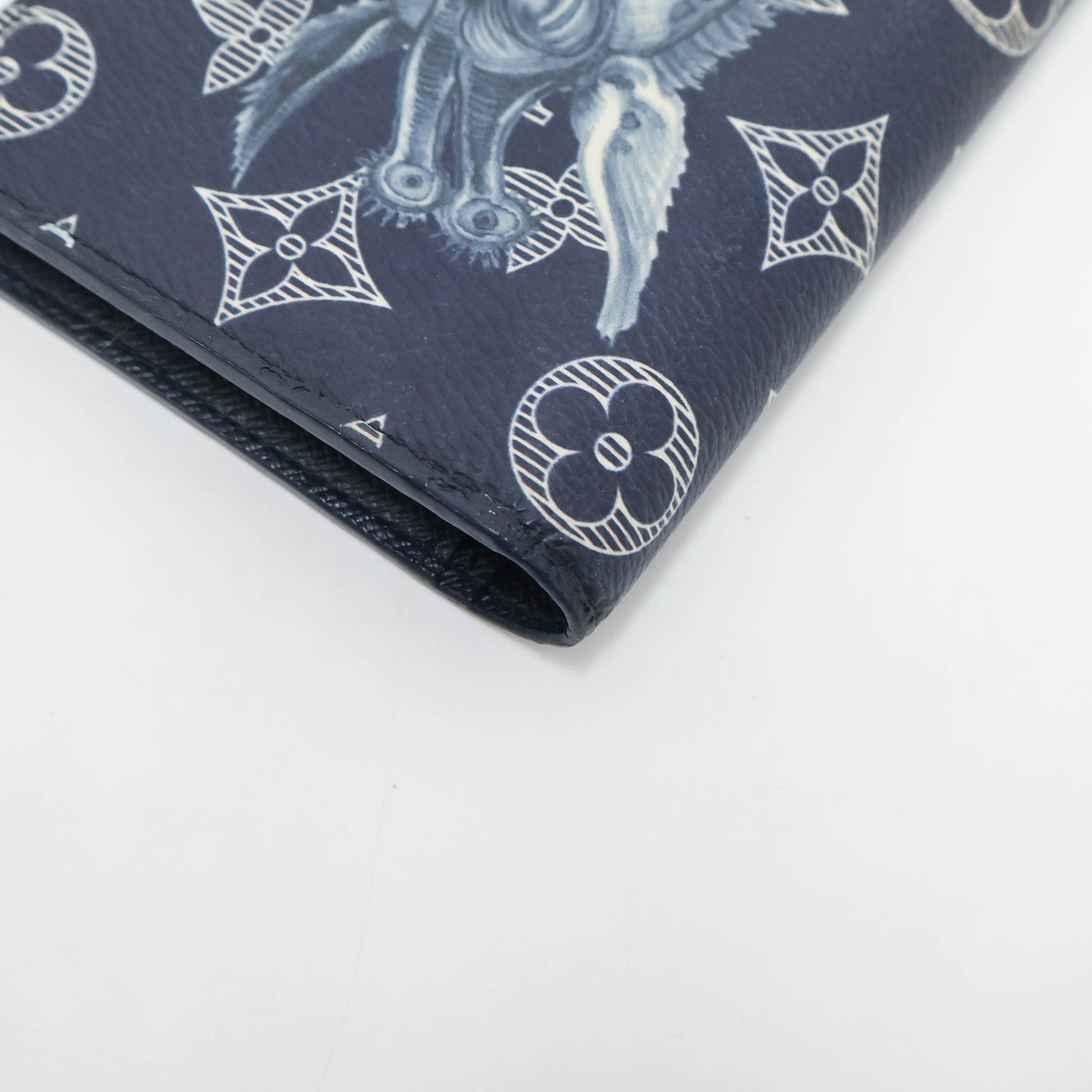 Louis Vuitton Brazza Wallet Savane Monogram Chapman