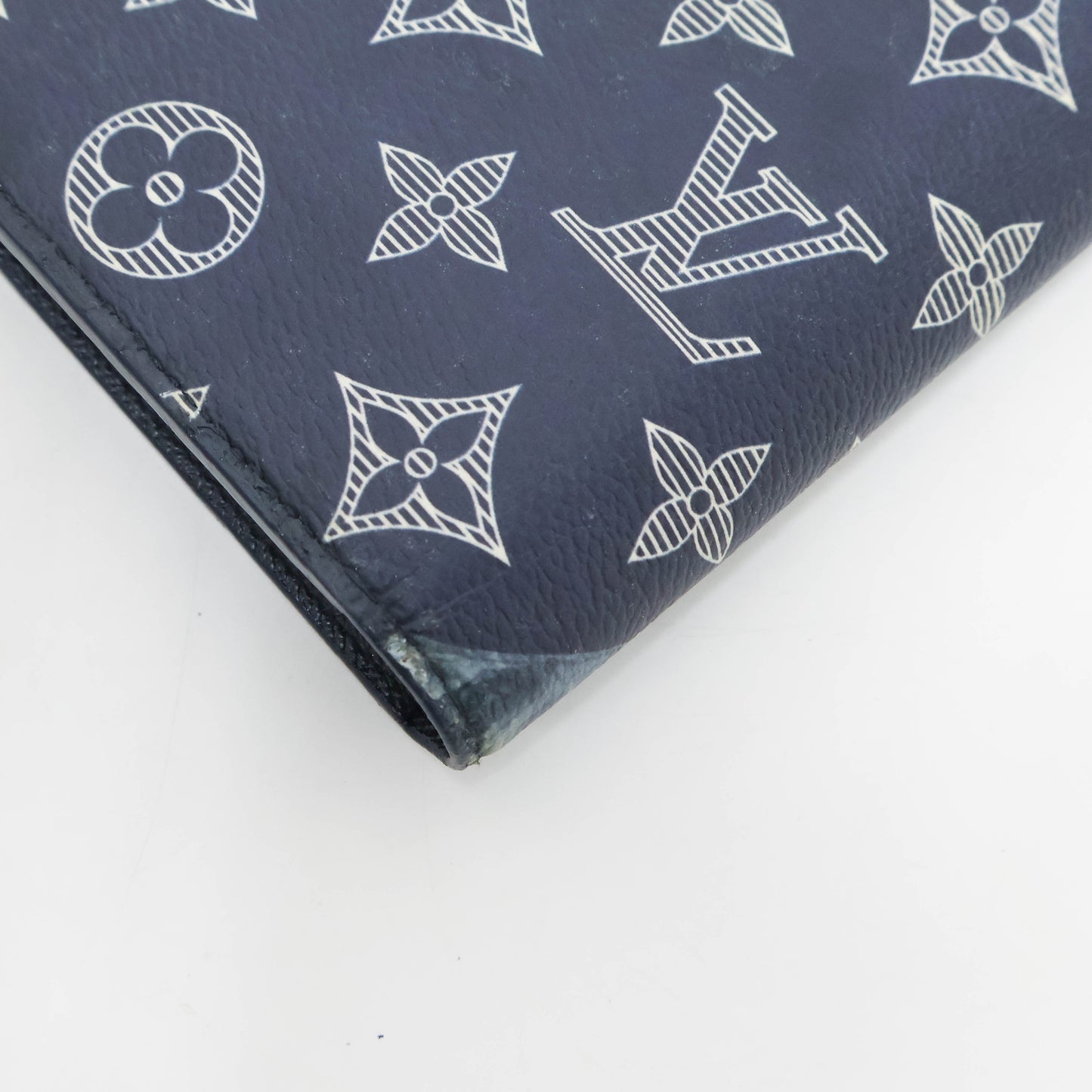 Louis Vuitton Brazza Wallet Savane Monogram Chapman