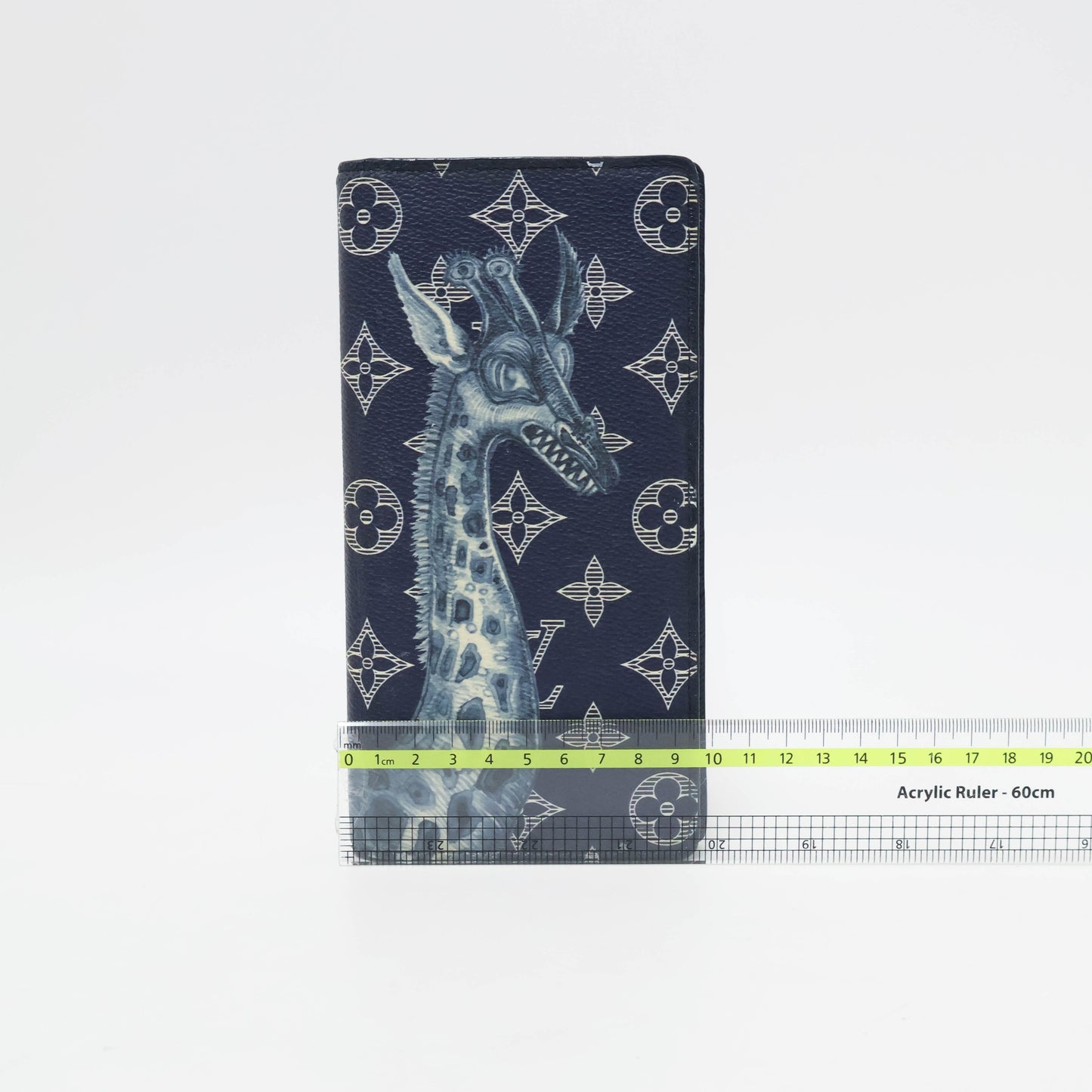 Louis Vuitton Brazza Wallet Savane Monogram Chapman