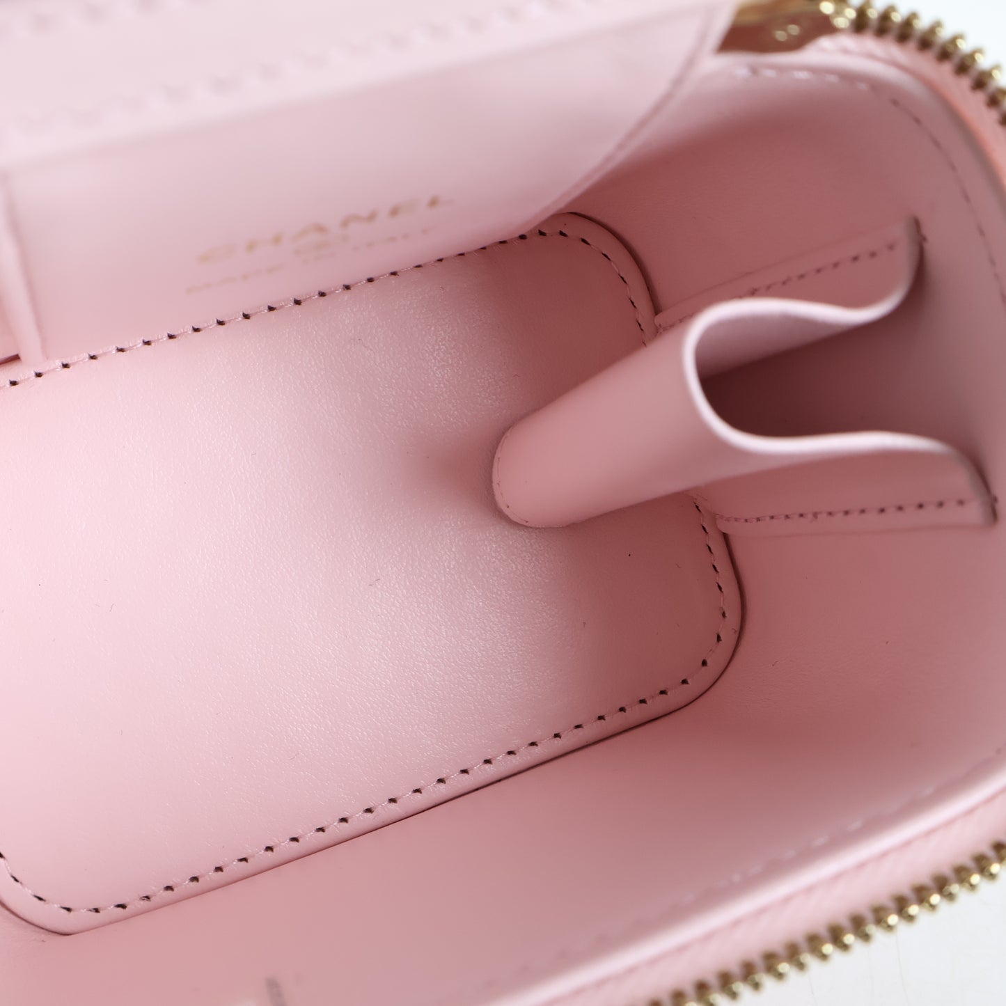 Chanel Vanity Mini Pink Caviar LGHW