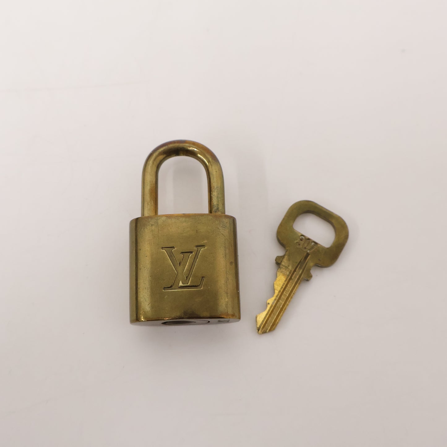 Louis Vuitton Porte Document Geant Monogram