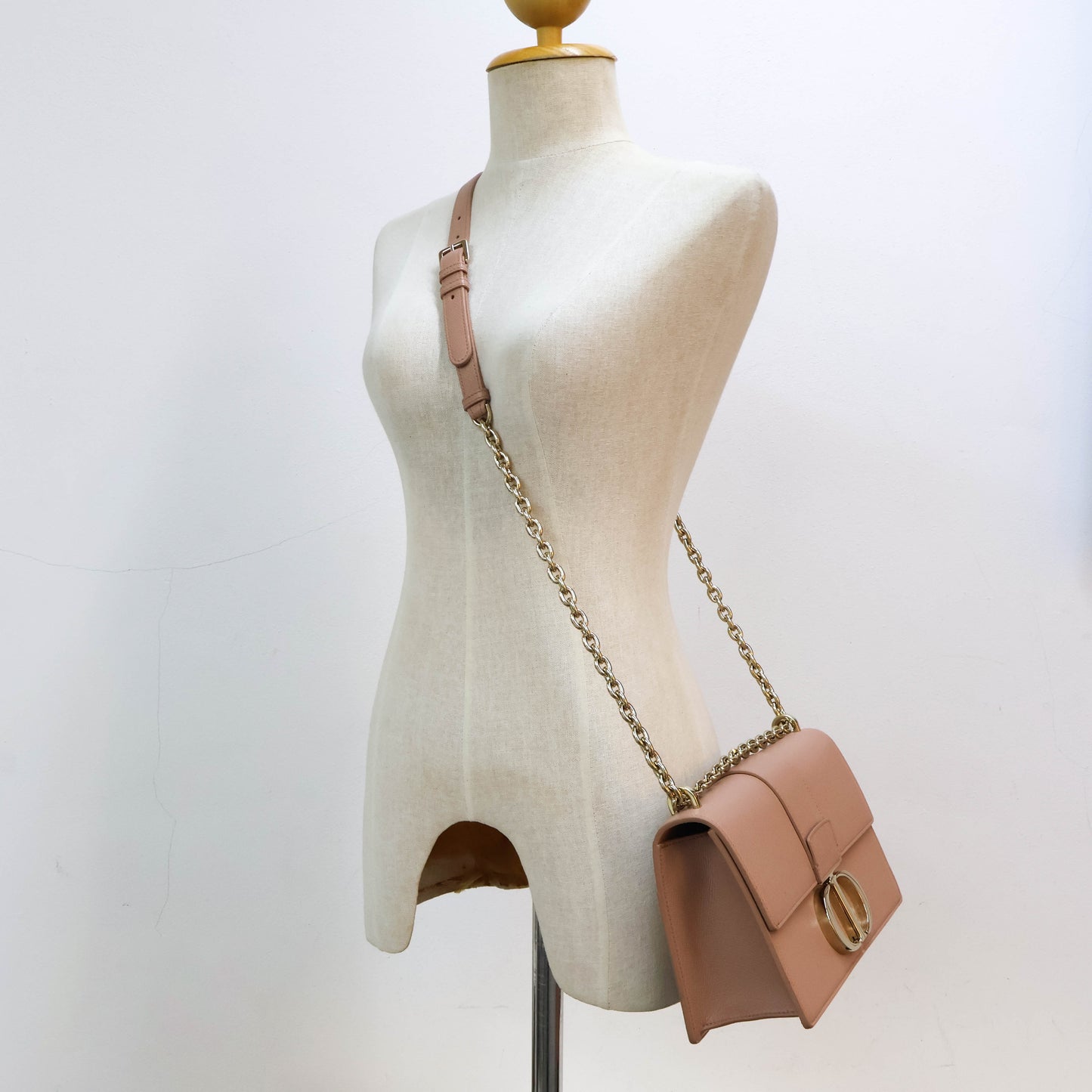 Christian Dior 30 Montaigne Flap Bag Medium Latte