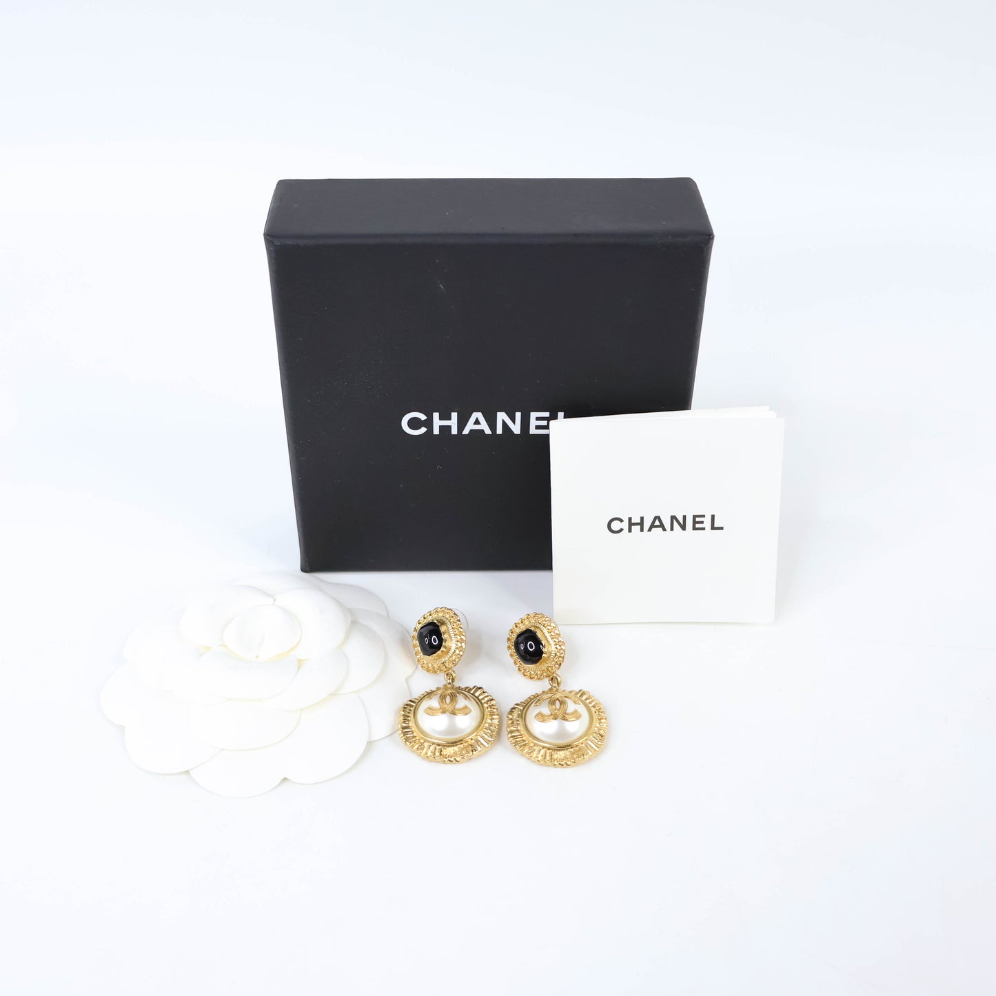 Chanel Earrings cc Pearl Gold Black