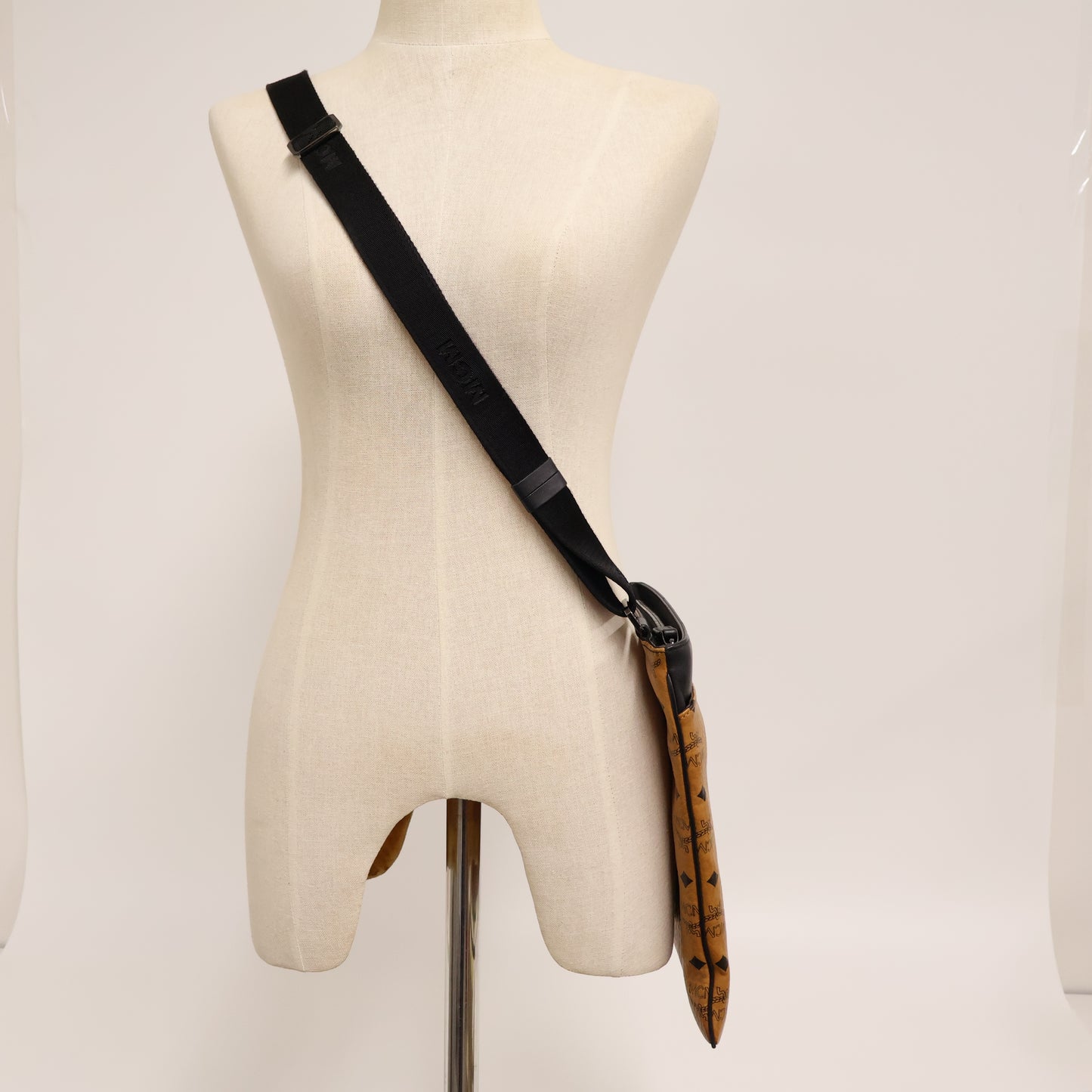 MCM Messenger Bag Brown