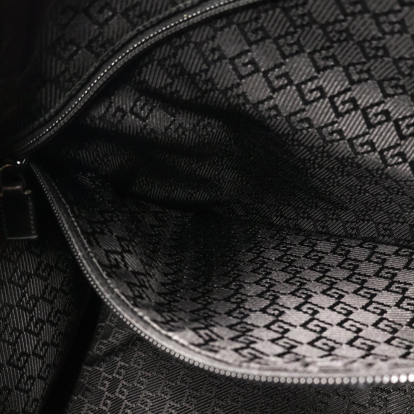 Gucci Boston Bag Nylon/Leather Black