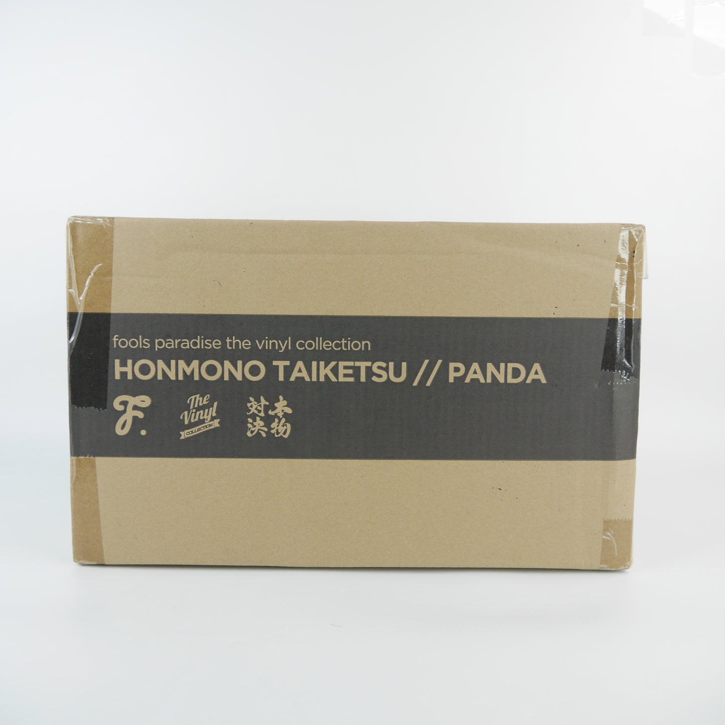 Fools Paradise Honmono Taiketsu Panda Bearbrick 400%