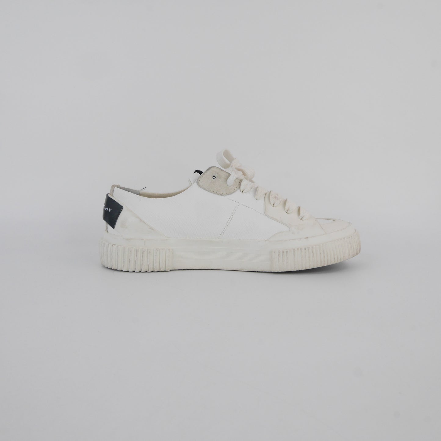 Givenchy Sneakers White 3 Avenue George V 35